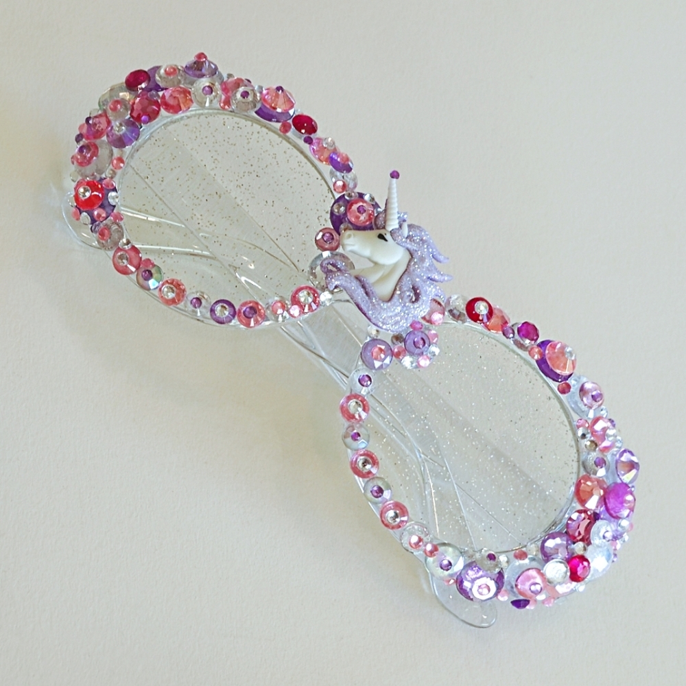 Magical unicorn glittered glasses